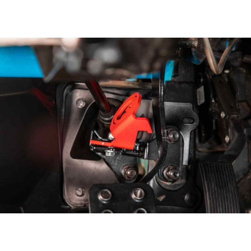 Polaris Maverick X3 Brake Lock